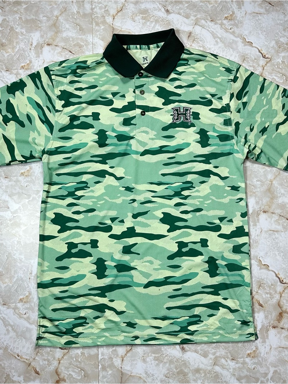 University Of Hawaii Polo Shirt Men’s Size Small Camo Print New